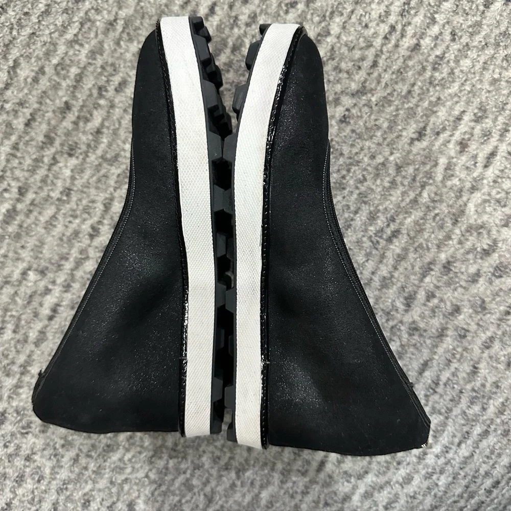 Girl's Stuart Weitzman Black Ariana Clare Wedges, NWT!